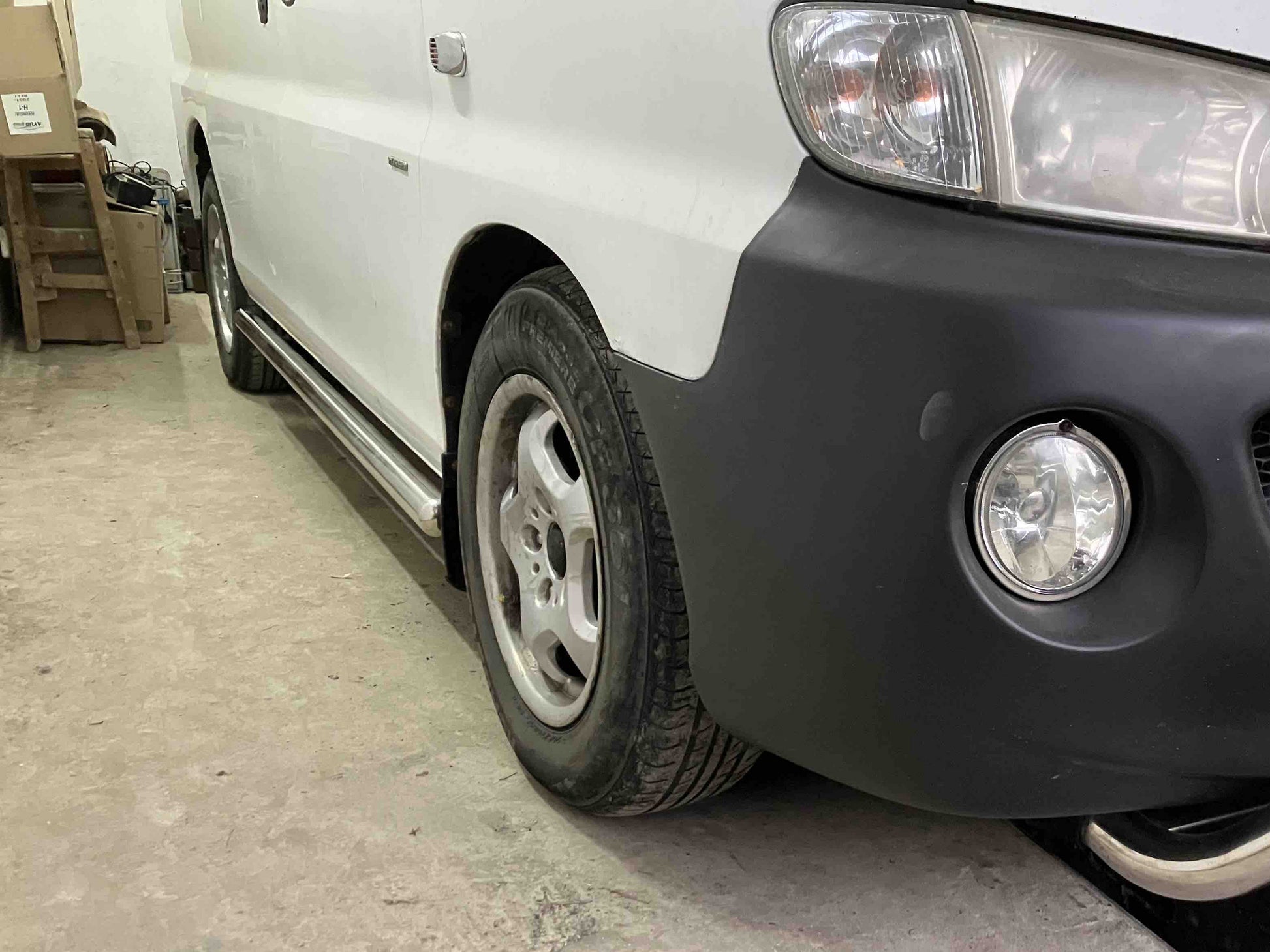 Side Bars BB002 (2 pcs, Stainless Steel) for Hyundai H200, H1, Starex 1998-2007 - image 3