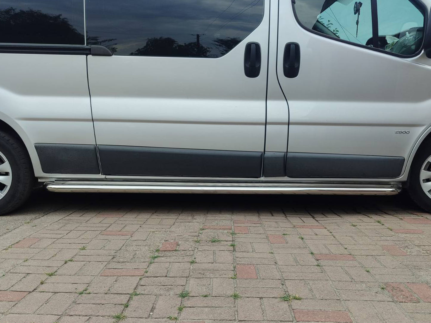 Premium Side Steps (2 pcs, Stainless Steel) for Renault Trafic 2001-2015 - image 12