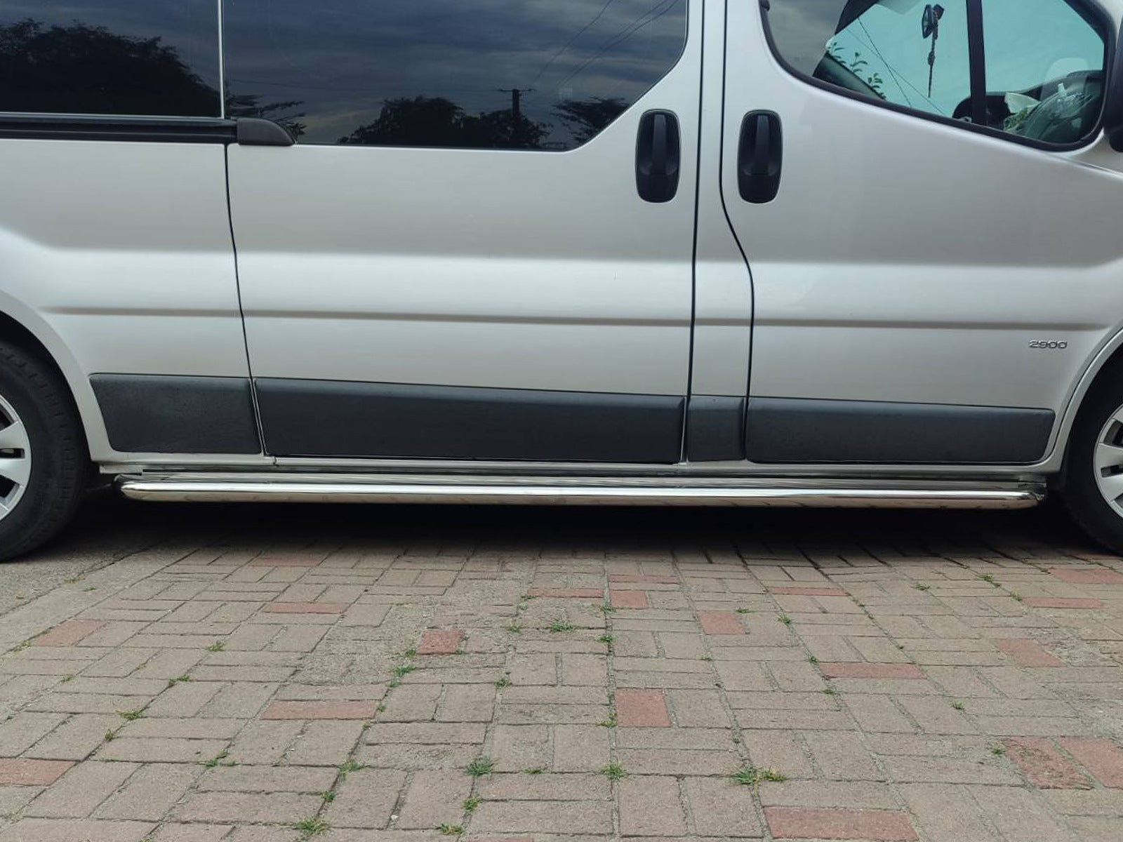 Premium Side Steps (2 pcs, Stainless Steel) for Renault Trafic 2001–2015 - image 12
