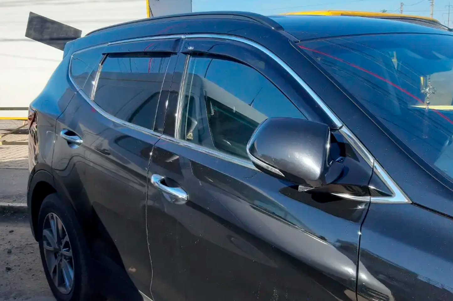 Window deflectors with chrome trim (4 pcs, HIC) for Hyundai Santa Fe 3 2012-2018 - image 1