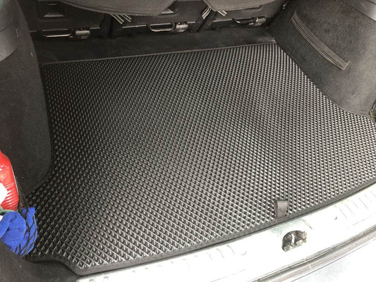 Trunk mat SW (EVA, black) for Peugeot 308 2007-2013 - Reelken Auto