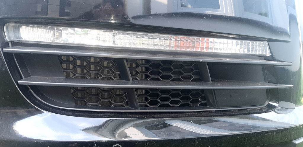 Plastic mesh 120 by 40 (type B) - Reelken Auto