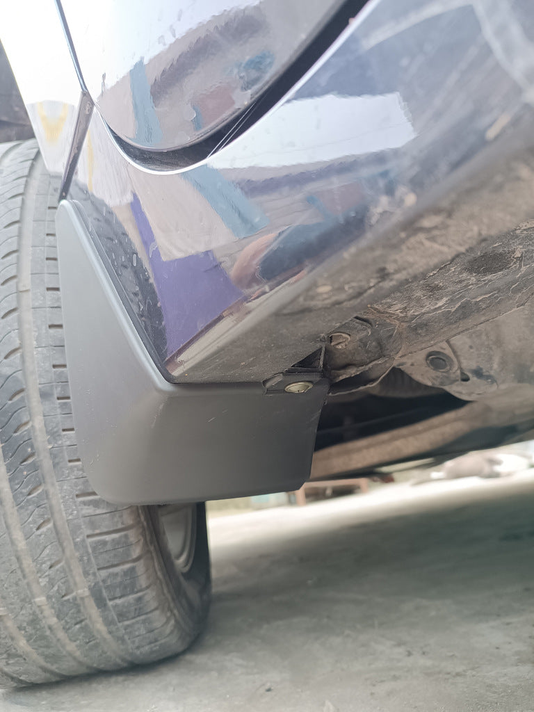 Premium Mud Flaps (4 pcs) for Nissan Altima 2012-2018 - image 4