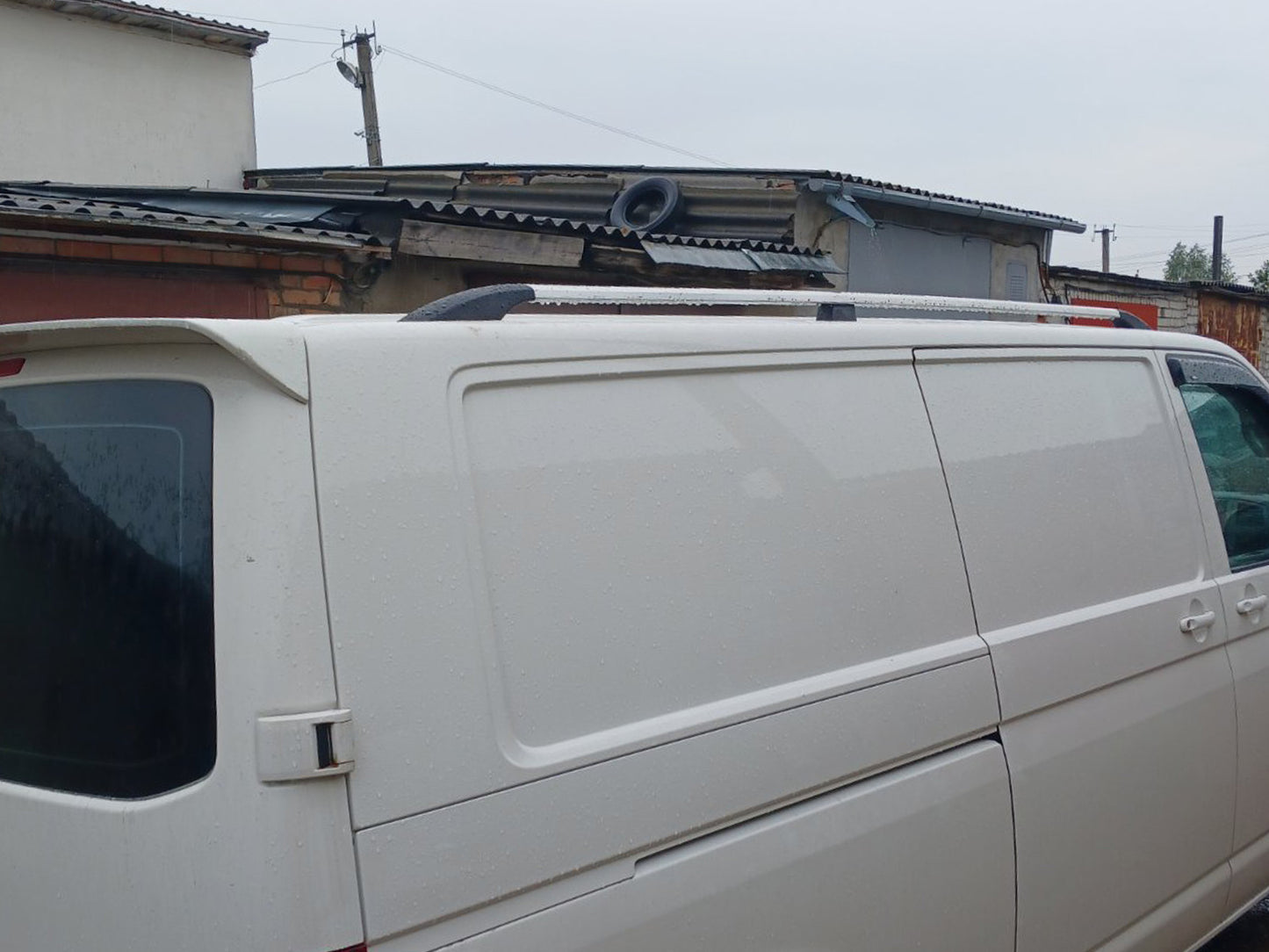 Chrome Roof Rails for Volkswagen T5 Caravelle 2004-2010 - image 5