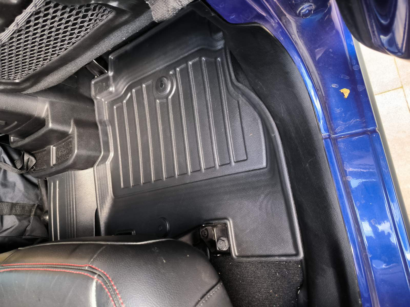 Stingray 3D Floor Mats (5D, 5 pcs, Polyurethane) for Jeep Wrangler 2018- - image 6