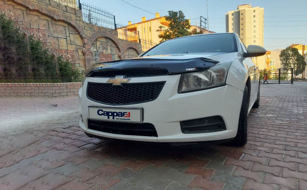 The hood deflector (Eurocap) for Chevrolet Cruze 2009-2015 - Reelken Auto