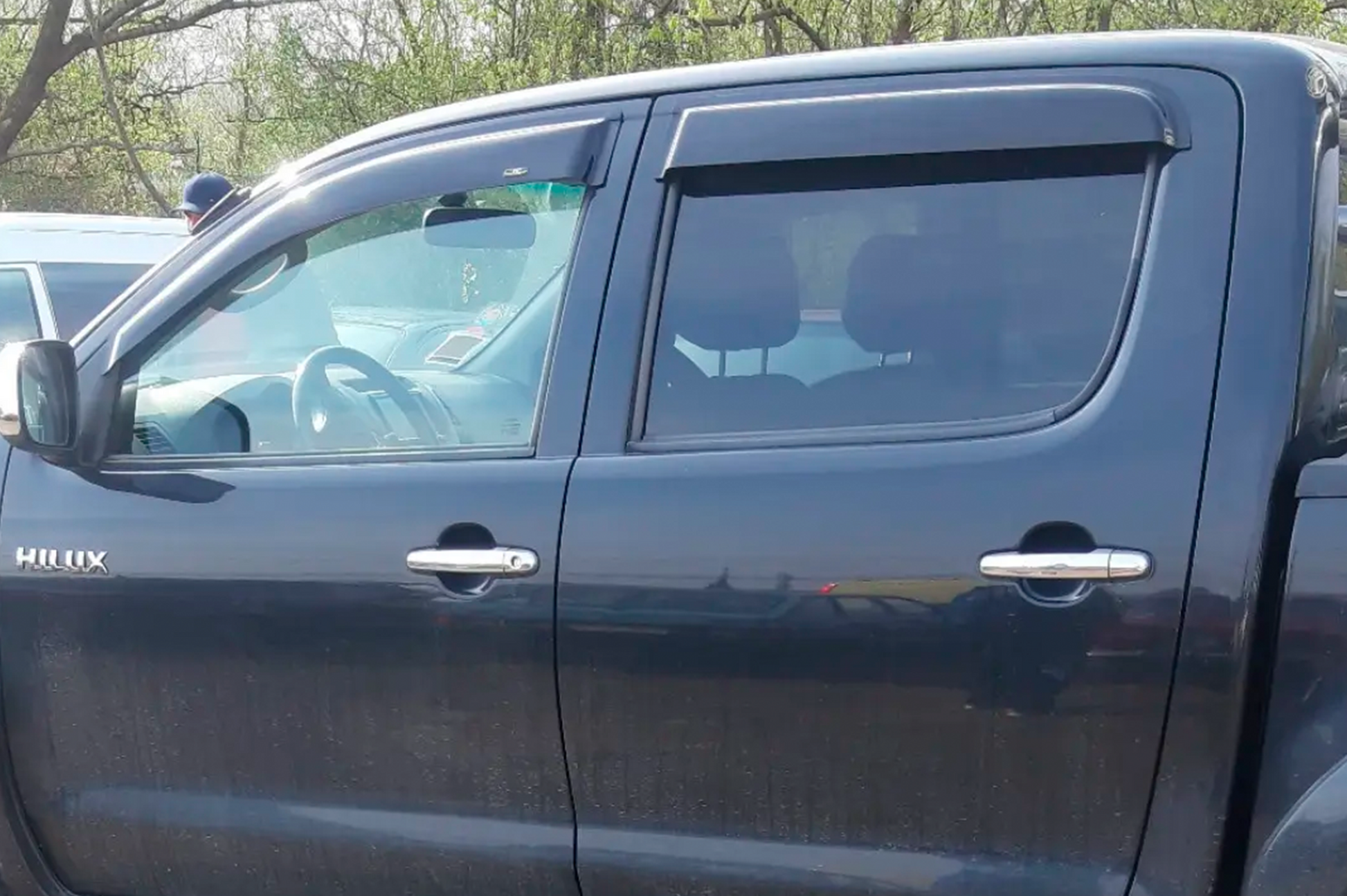Window Deflectors (4 pcs, HIC) for Toyota Hilux 2006-2015 - image 5