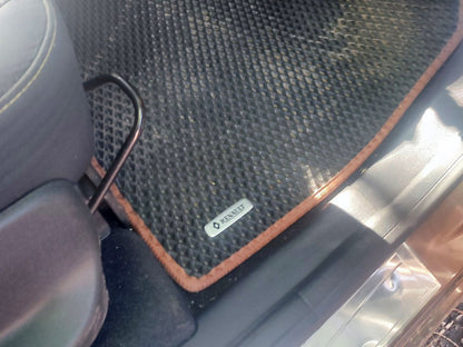 Aluminum Badge for Car Mats (1 pc) for Renault - image 2