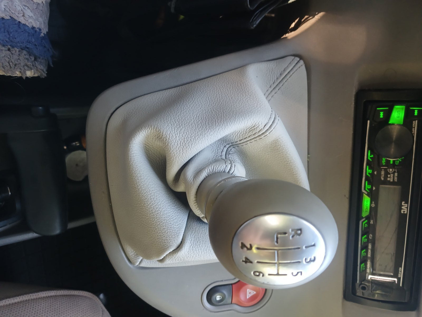 Gear Shift Boot Leather Gray for Renault Kangoo 2008-2020 - image 5