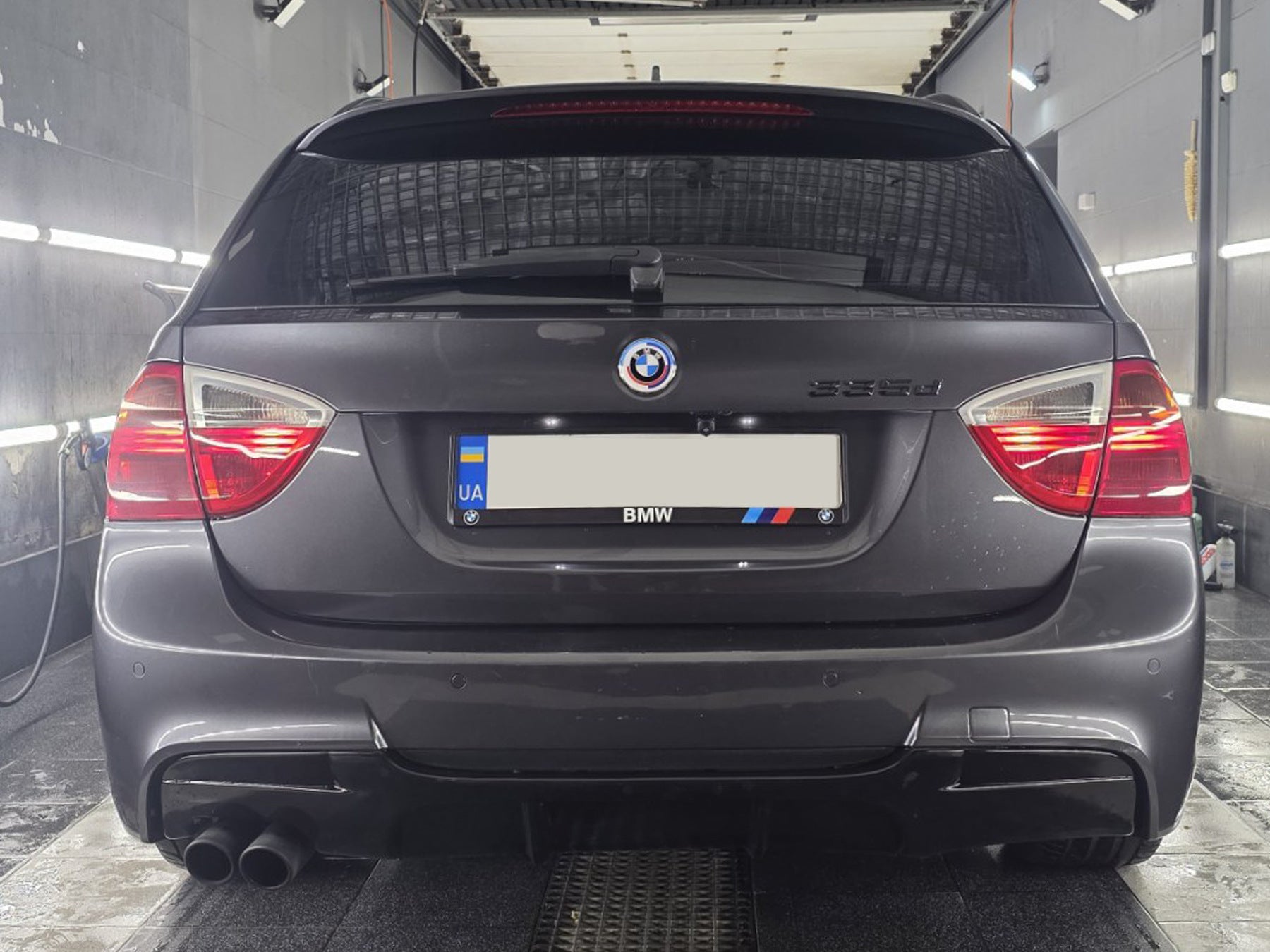 Rear Diffuser DPT V-5 (for E90 M-Sport, Gloss Black) for BMW 3 Series E90/E91 2005-2011 - image 1