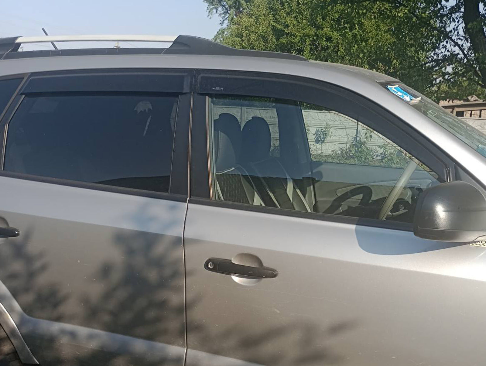 Window Deflectors (4 pcs, HIC) for Hyundai Tucson JM 2004- - image 1