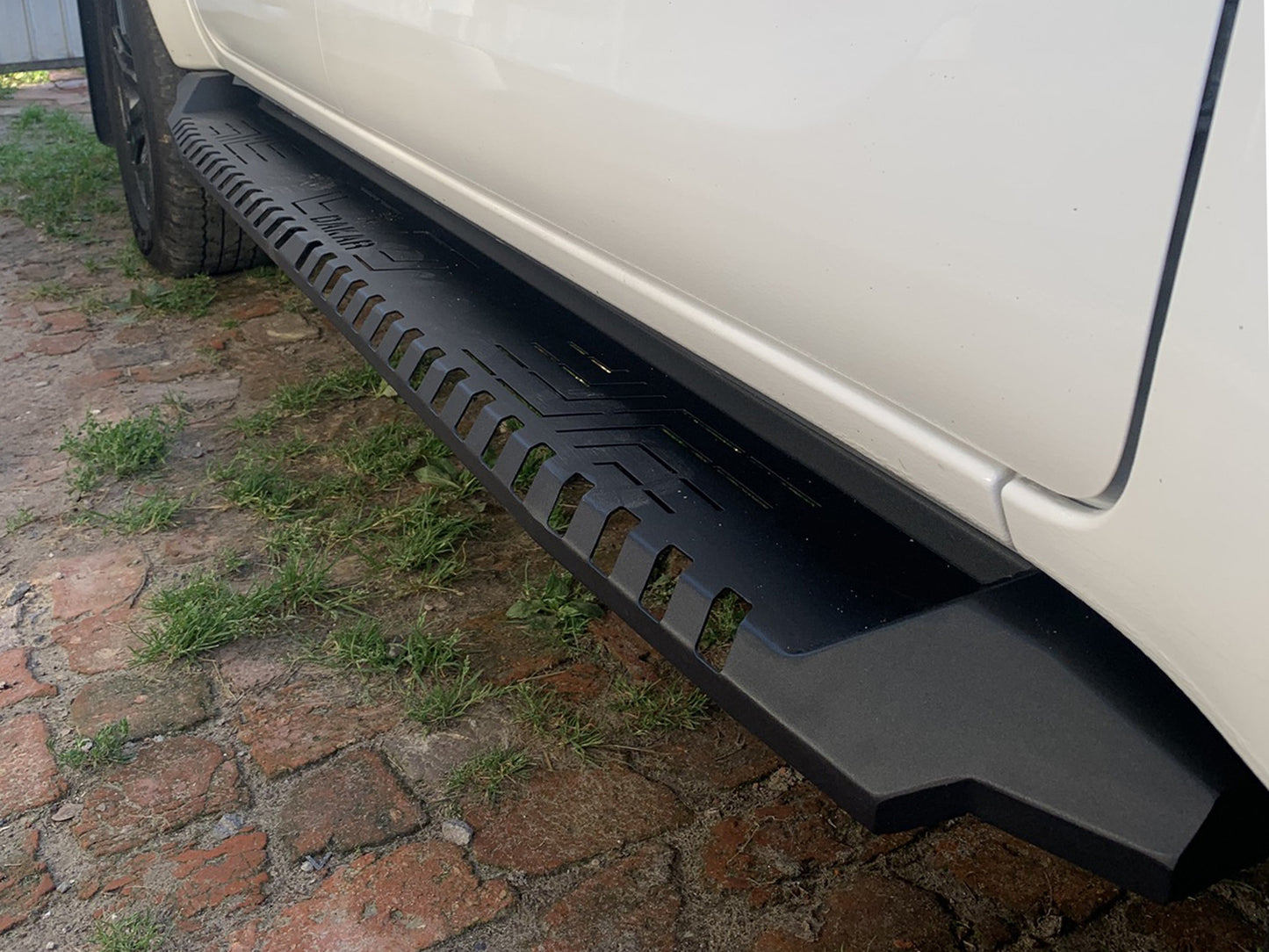 Side Steps Dakar V1 without LED (2 pcs, metal) for Toyota Hilux 2015- - image 2