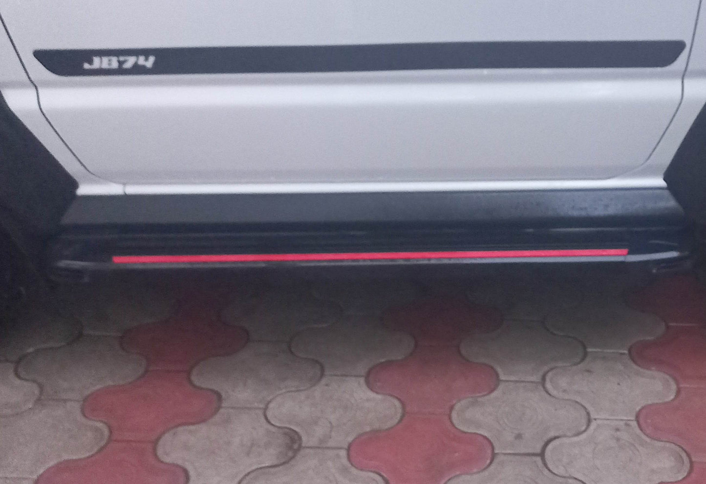 Side sills Maya Red (2 pieces, aluminum) for Suzuki Jimny 2018↗︎ - Reelken Auto