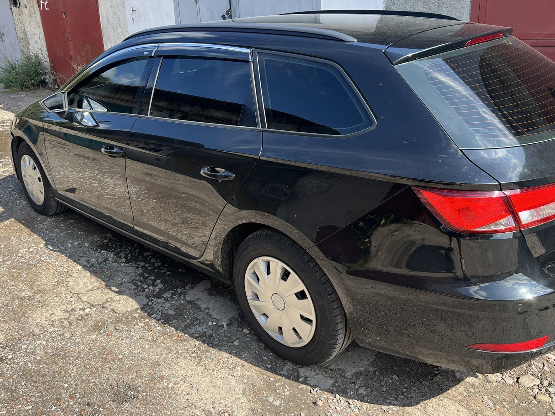 Window deflectors with chrome trim (HB, 4 pcs, Niken) for Seat Leon 2013-2020 - image 1