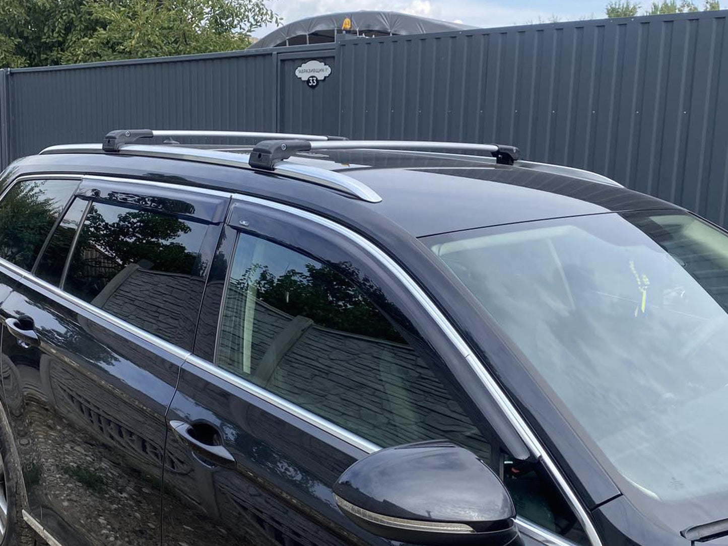 Lockable roof rack for integrated roof rails (2 pcs) for Volkswagen Passat B8 2015-2023 - image 4