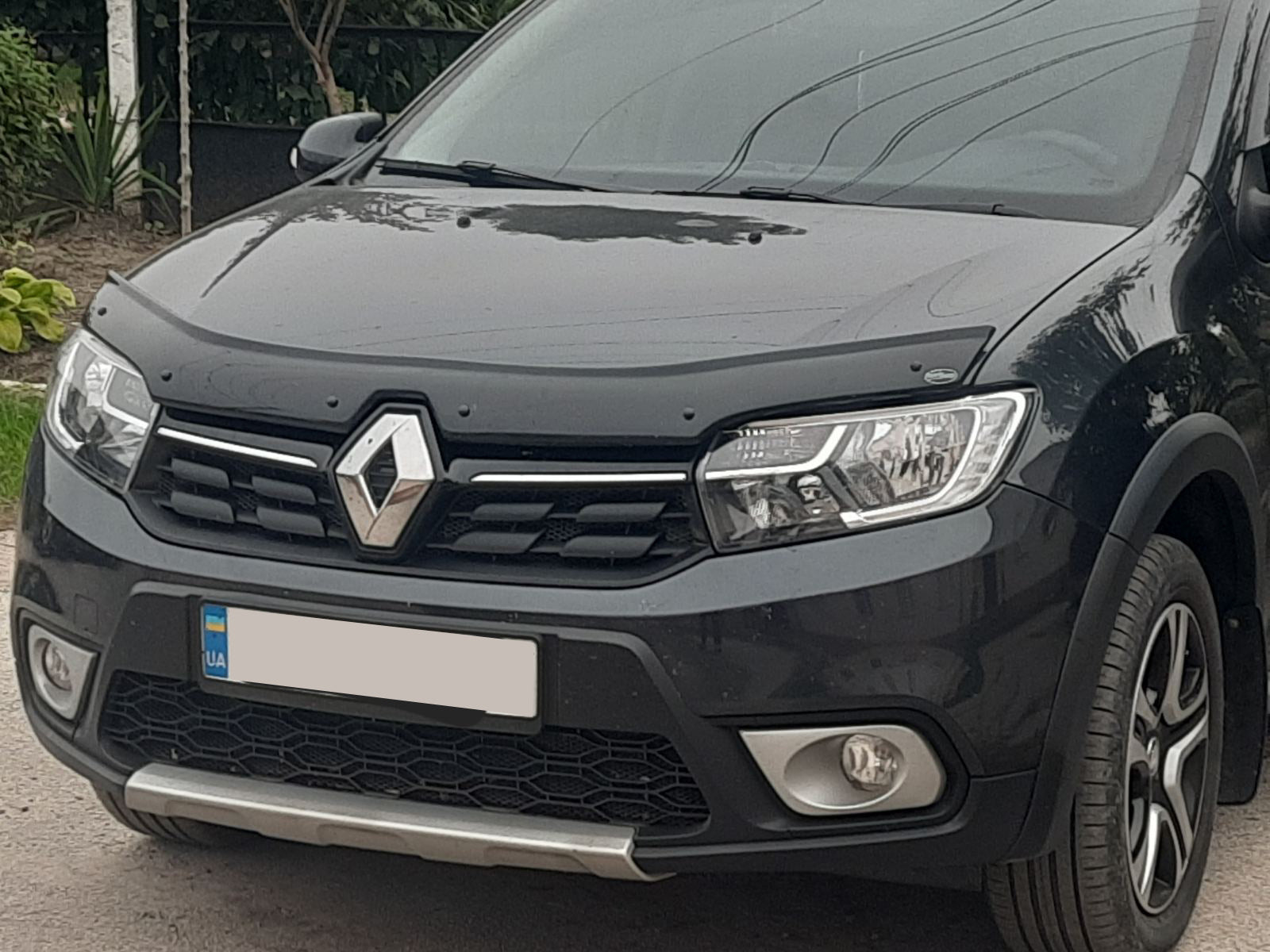Hood Deflector (EuroCap) for Renault Logan II 2013-2022 - image 5