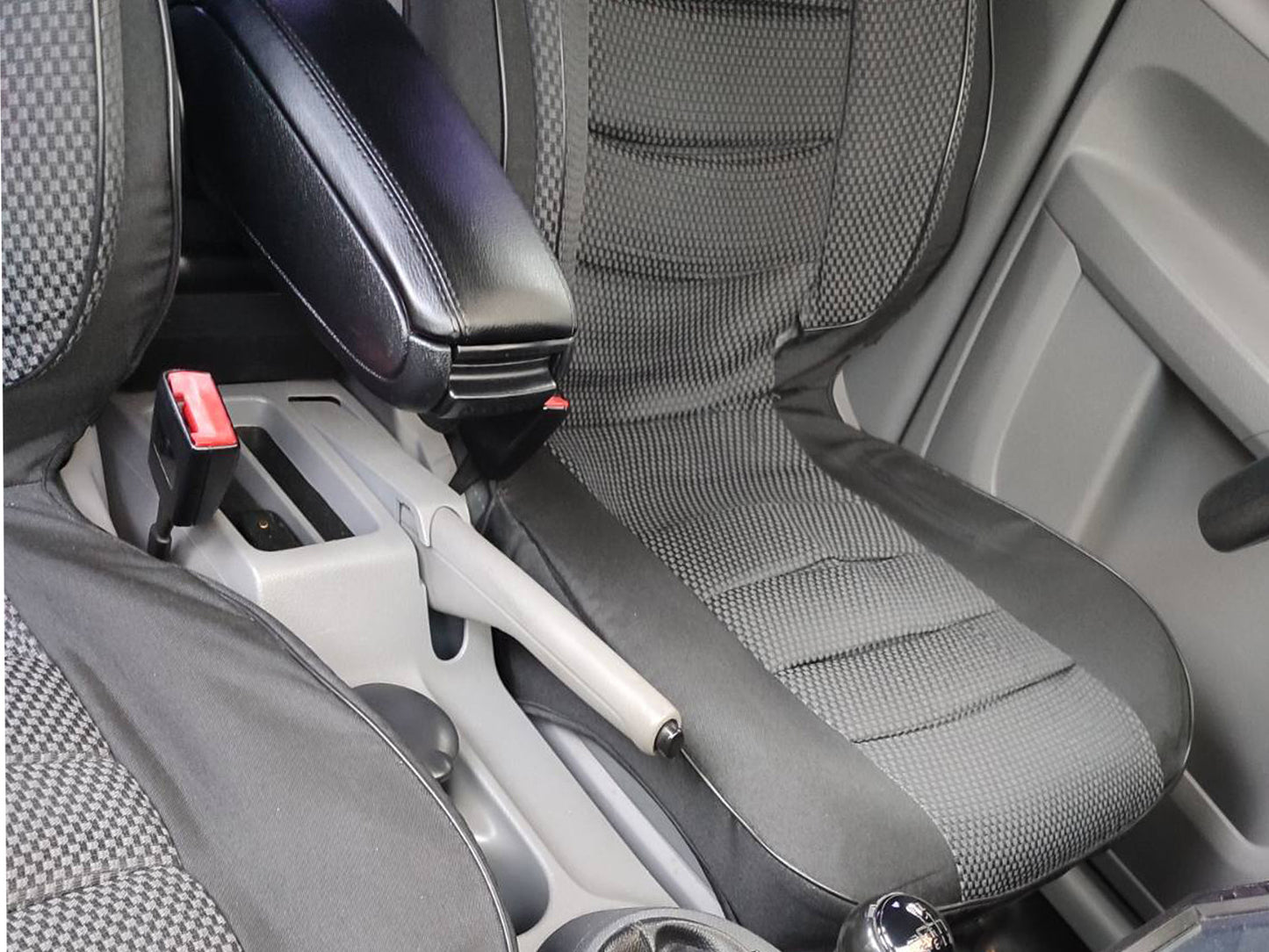 Armrest (into cup holder) for Volkswagen Caddy 2015-2020 - image 8