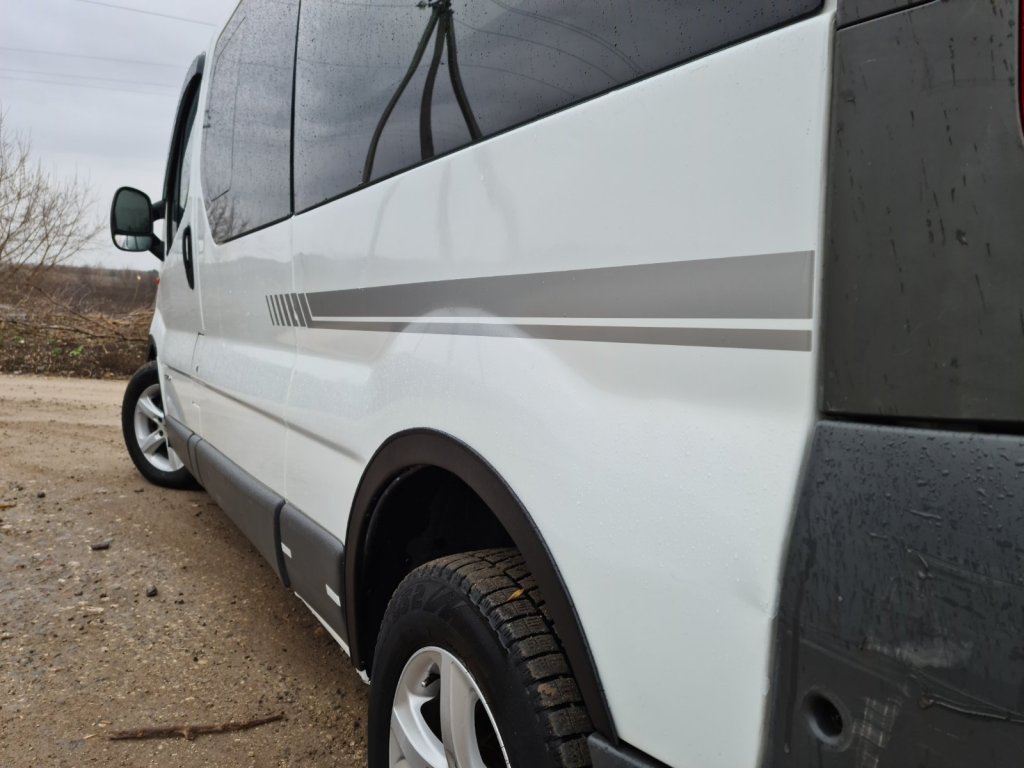 Lining on the wheel arches (4 pieces, black) for Renault Trafic 2001-2015 - image 16