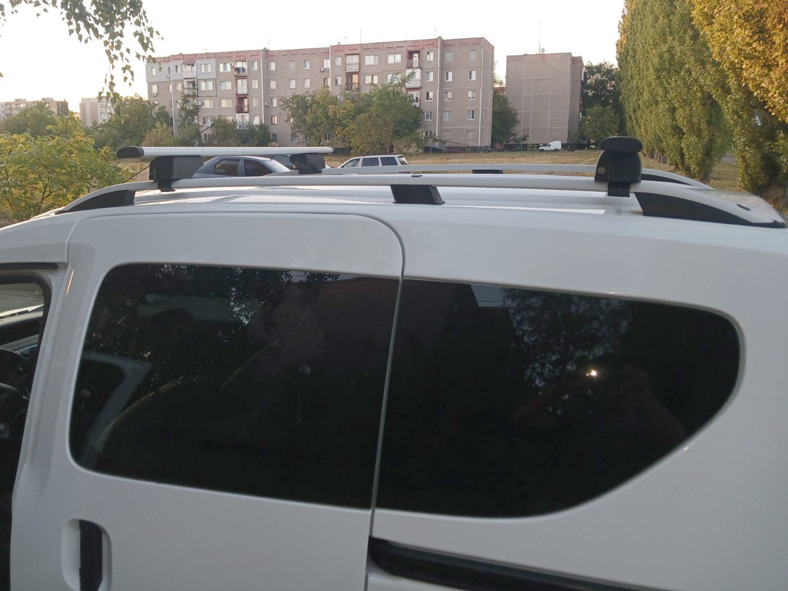 Roof rack cross bars for standard roof rails lockable Wizard V1 (2 pcs) for Renault Dokker 2013-2022 - image 2