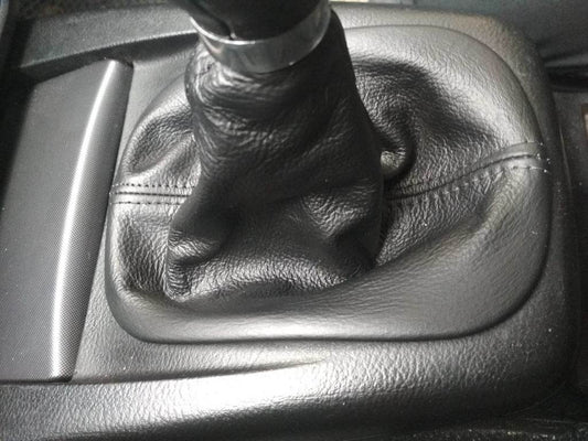 Gearbox cover (leather) for Volkswagen Passat B5 1997-2005 - Reelken Auto