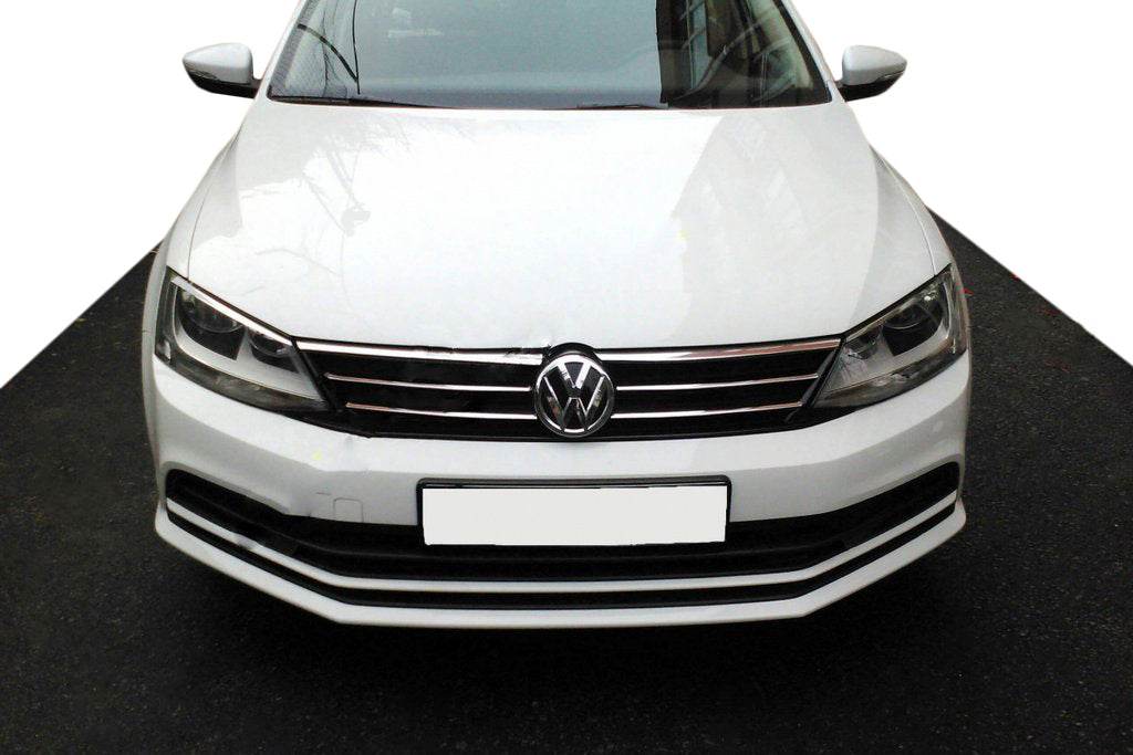 Lining on the grille 2014↗ (stainless) for Volkswagen Jetta 2011-2018 - Reelken Auto
