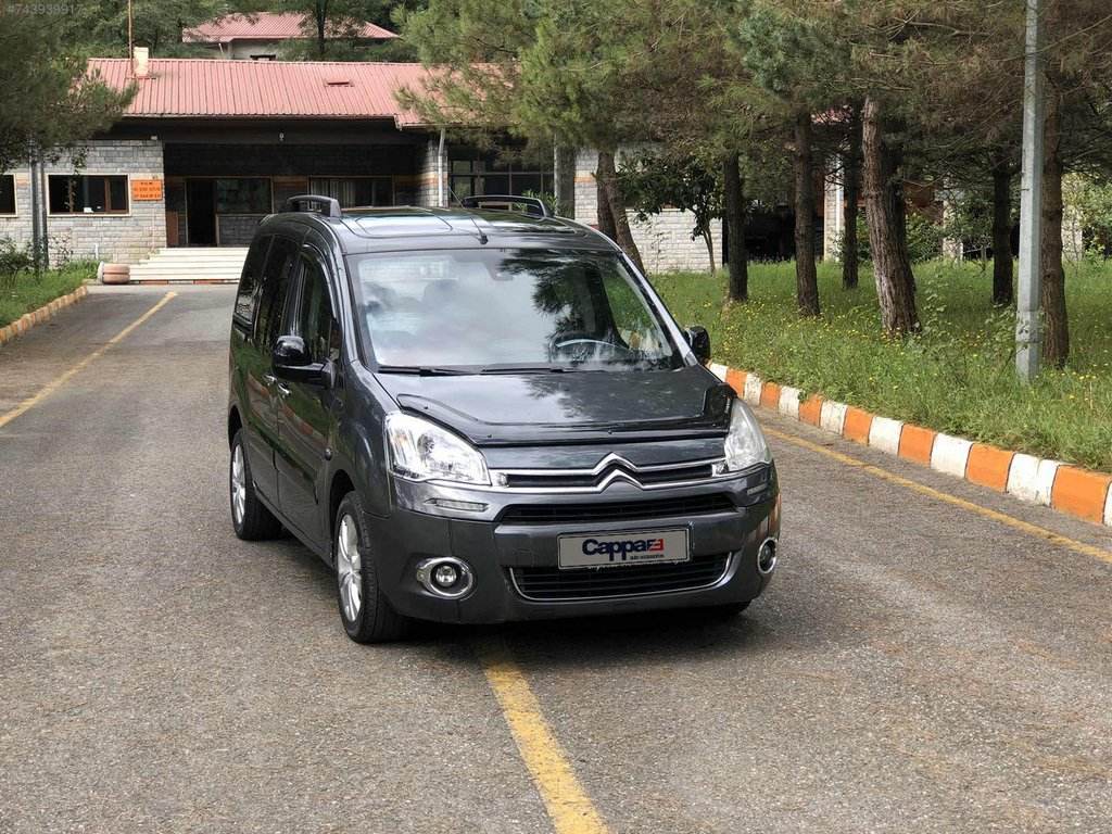 The hood deflector (EuroCap long) for Citroen Berlingo 2008-2018 - Reelken Auto