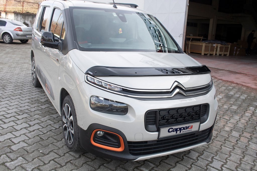 Hood Deflector (EuroCap) for Citroen Berlingo/Multispace 2018- - image 3