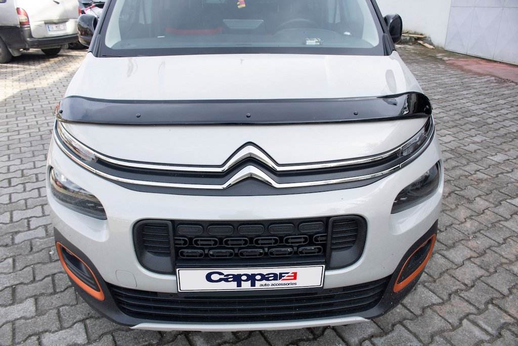 The hood deflector (EuroCap) for Opel Combo 2019↗ - Reelken Auto