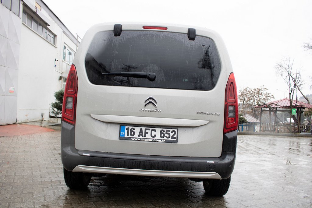 Rear Bumper Protector (ABS) for Peugeot Partner/Rifter 2019- - image 3