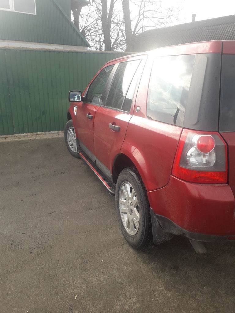 Side sills Maya Red (2 pieces, aluminum) for Land Rover Freelander II - Reelken Auto