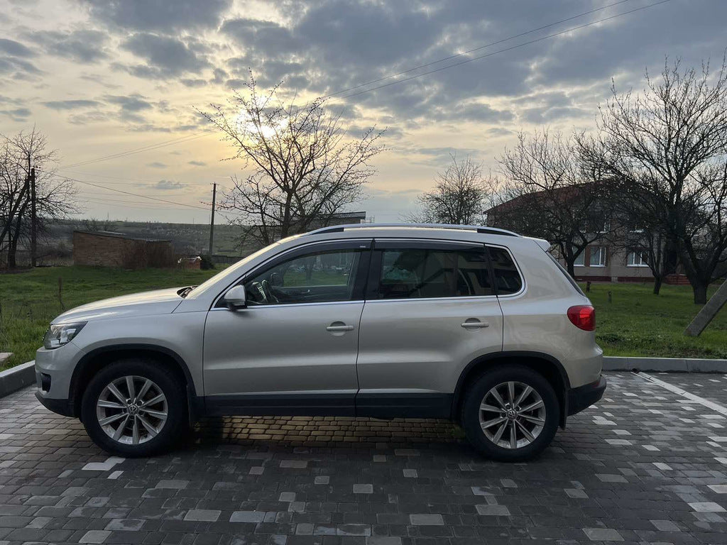 Window Deflectors with Chrome Trim (4 pcs, Niken) for Volkswagen Tiguan 2007-2016 - image 4