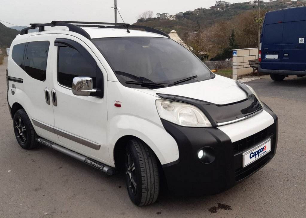 The hood deflector (EuroCap) for Fiat Fiorino/Qubo - Reelken Auto