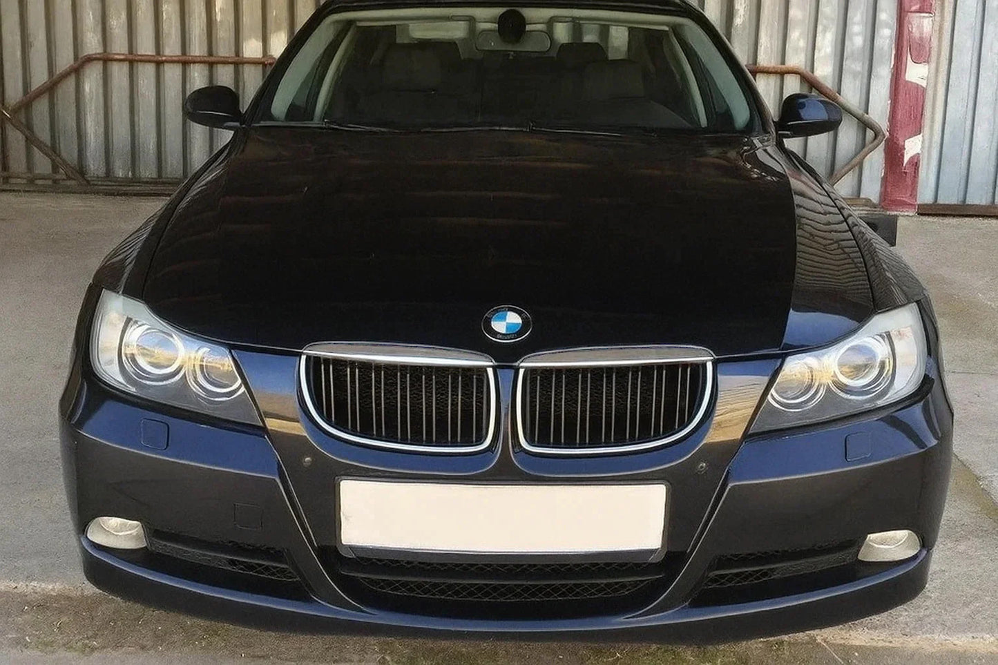 Kidney Grilles M-Look (for E-90/91 2005-2008, Gloss Black with Chrome Trim) for BMW 3 Series E90/E91 2005-2011 - image 1