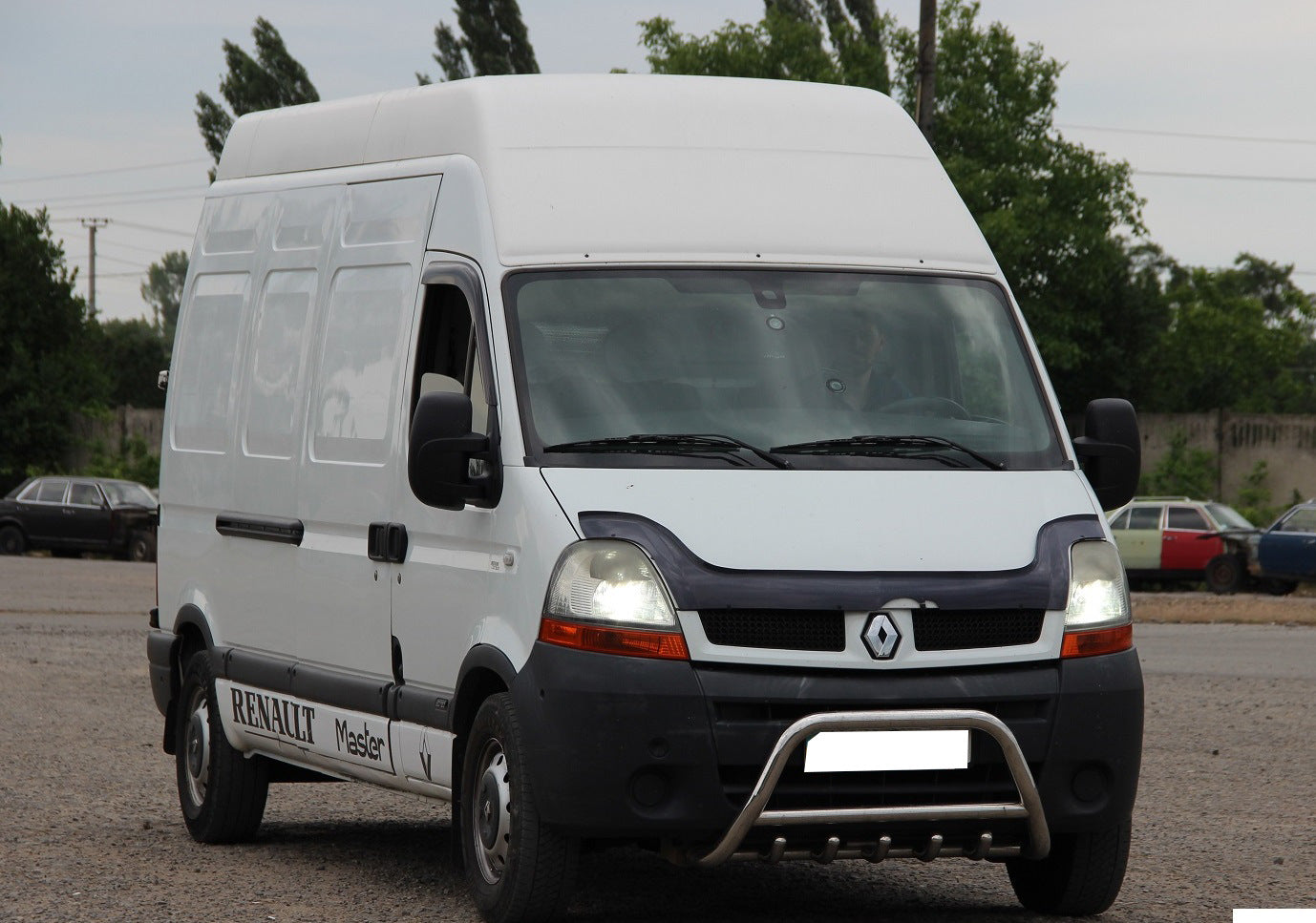 Front bar (stainless steel) for Renault Master 1998-2010 - image 3