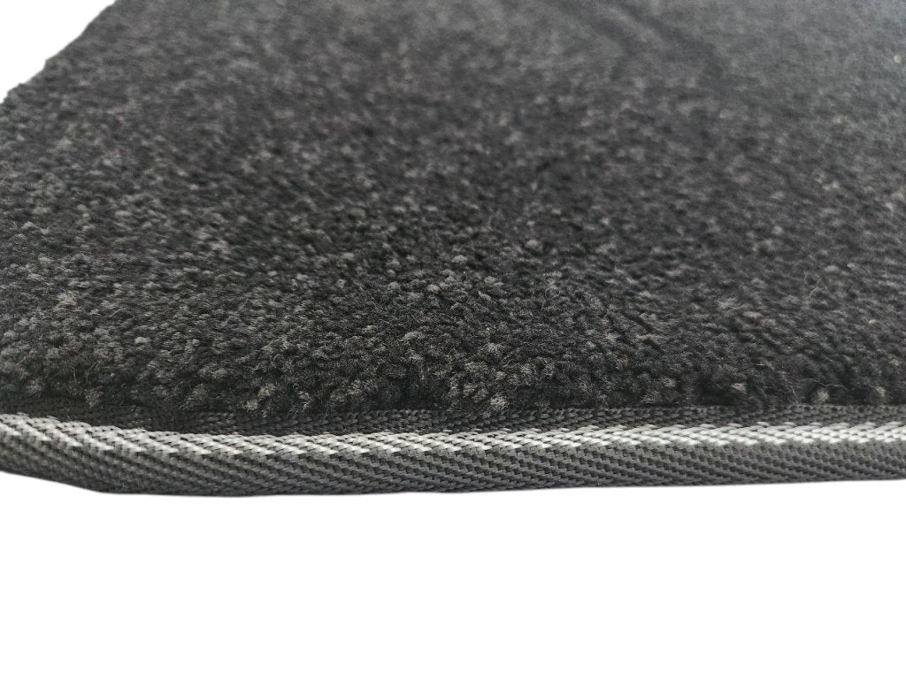 Textile rugs Deluxe (Black) for Dodge Durango 2004-2009 - image 1