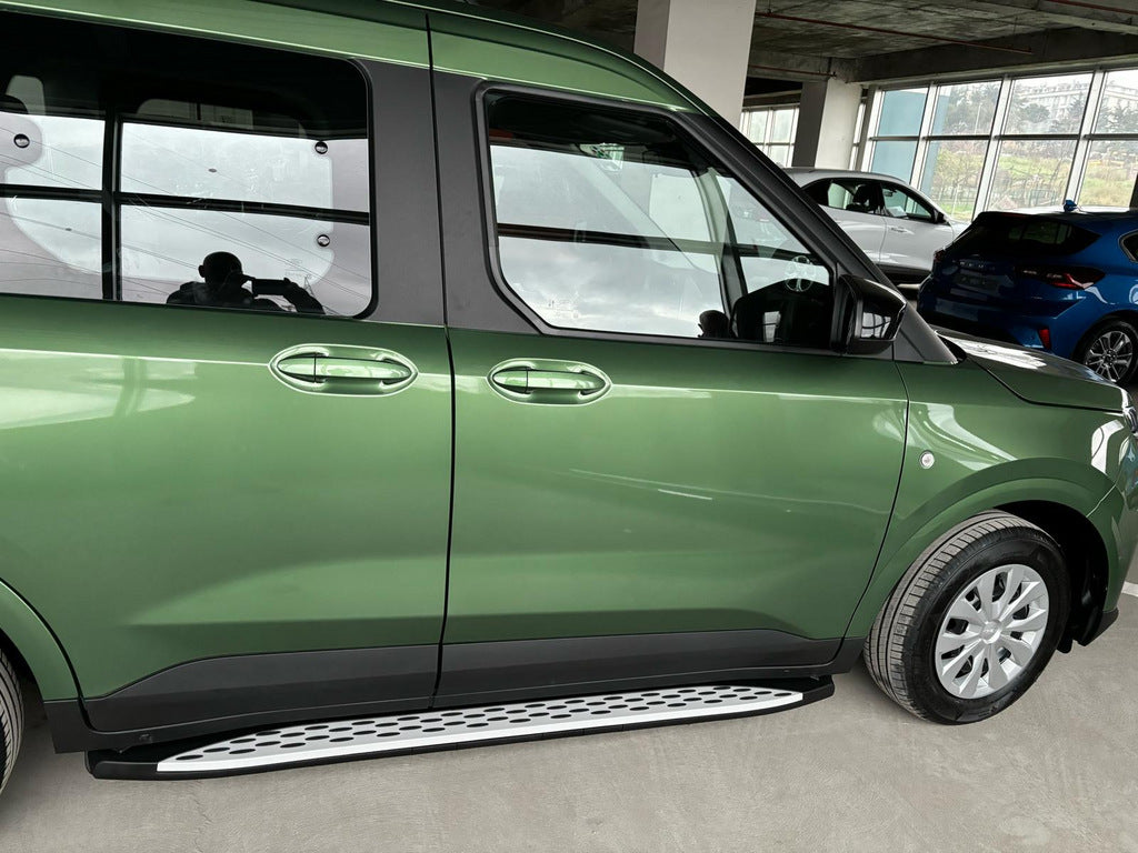 Side Steps Shining V1 (2 pcs, Aluminum) for Ford Courier 2023- - image 1