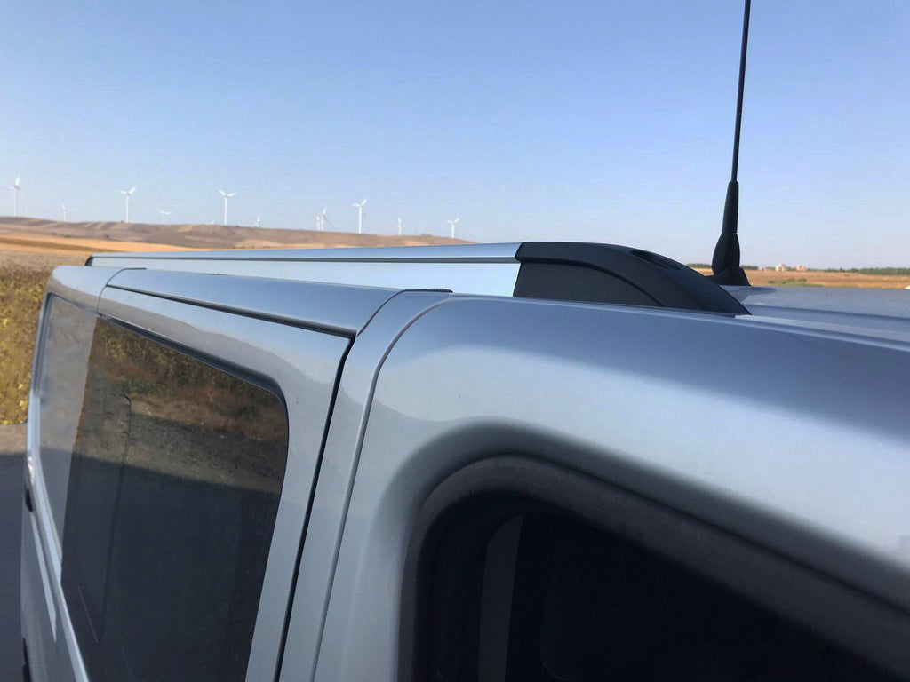Integrated Roof Rails (Chrome) for Opel Vivaro 2015-2019 - image 3