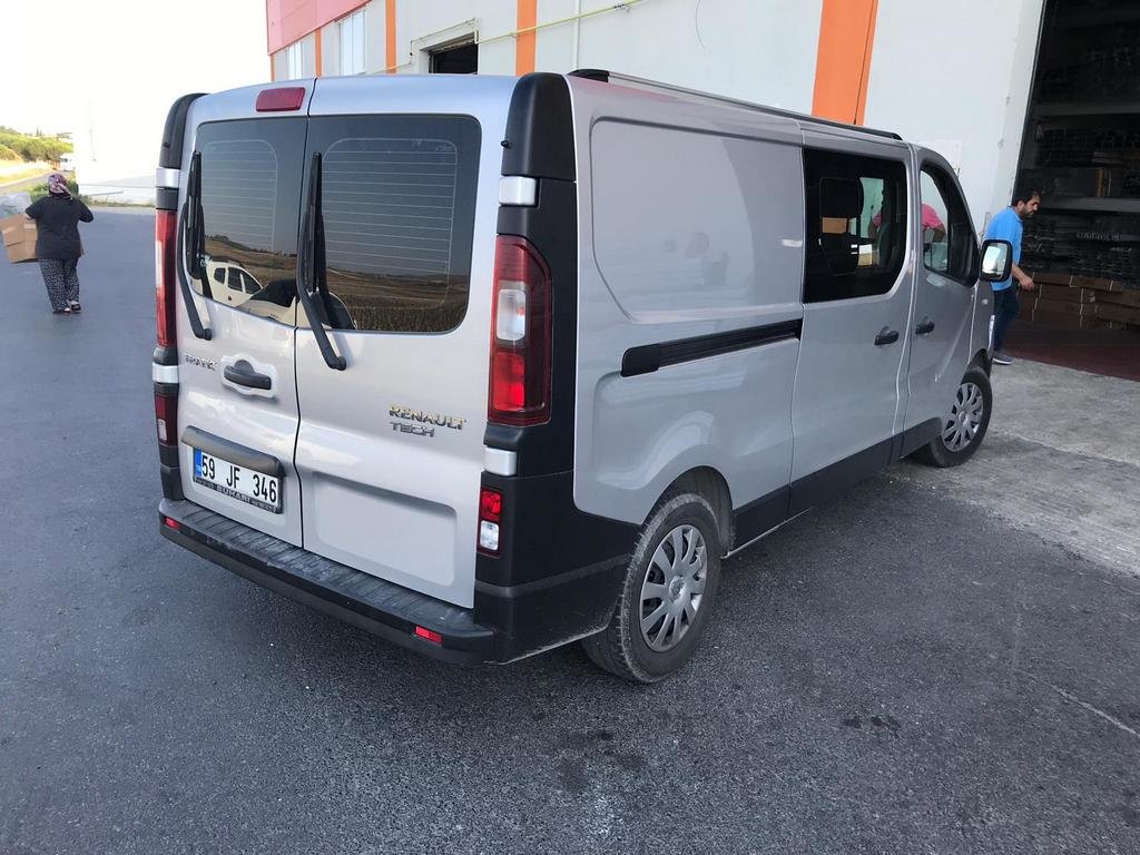 Integrated roof rails (chrome) for Nissan NV300/Primastar 2016 - image 5