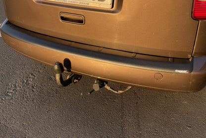 Rear Bumper Protector (ABS) for Volkswagen Caddy 2004-2010 - image 4