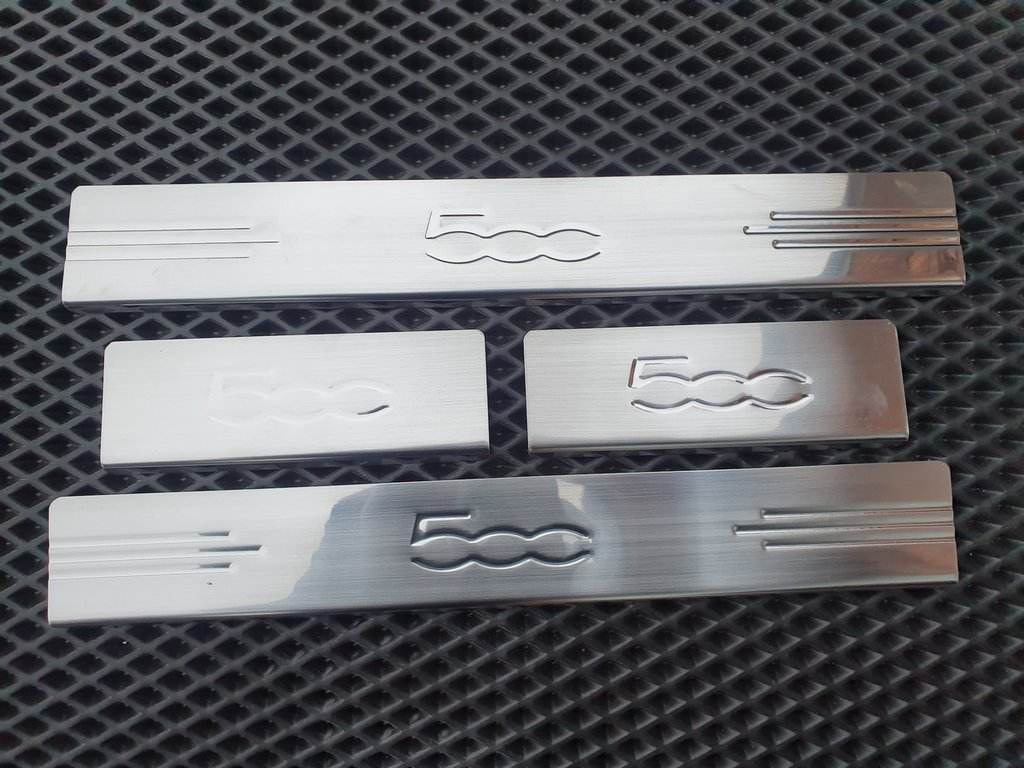 Sill 500L (Carmos, 4-piece, stainless steel) for Fiat 500/500L - Reelken Auto
