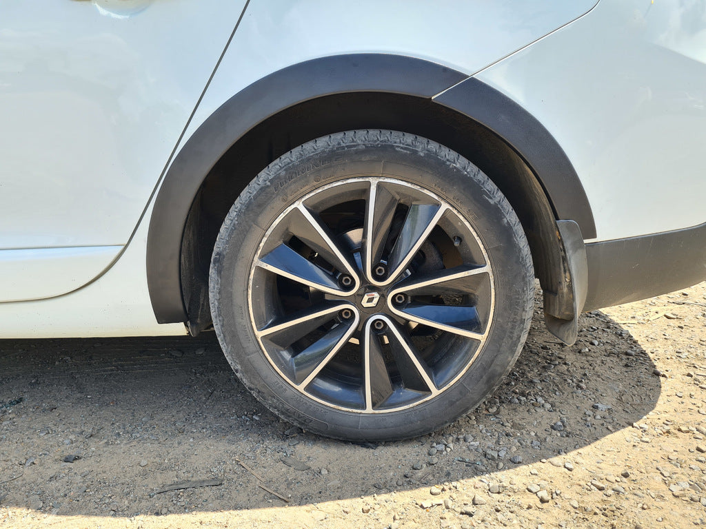 Fender flares (8 pcs, black) for Renault Megane III 2009-2016 - image 7