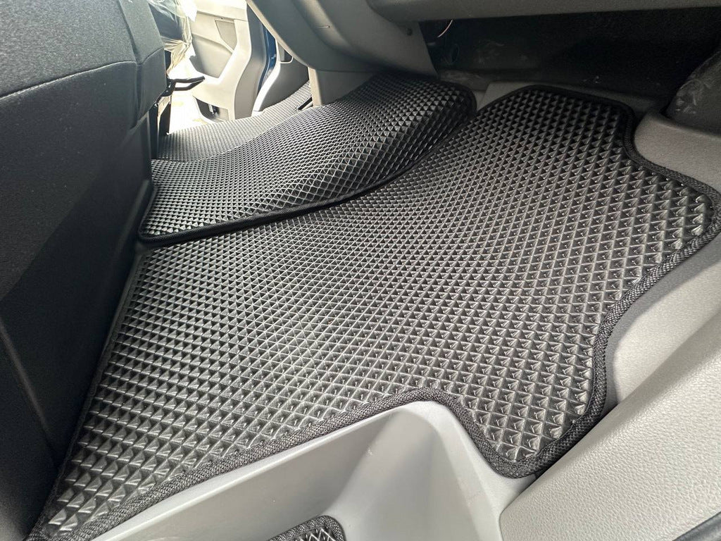 Mats 2024+ (3pcs, EVA, Black) for Volkswagen Crafter 2016- - image 2