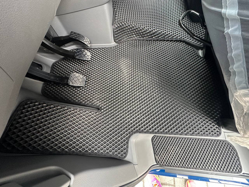 Floor Mats 2024+ (3pcs, EVA, Black) for Volkswagen Crafter 2016- - image 4