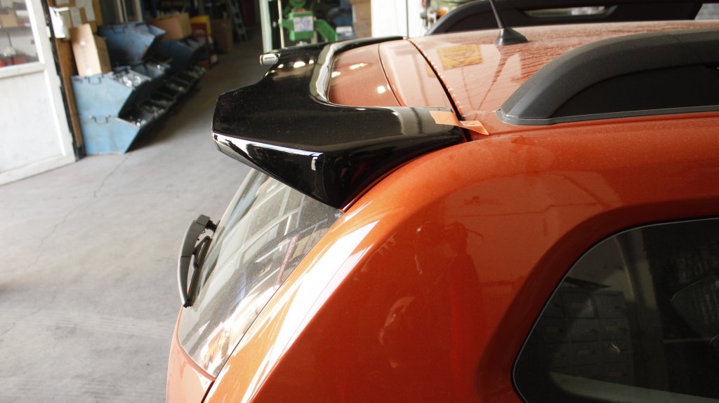 Spoiler Meliset V3 (primed for painting) for Dacia Duster 2018-2024 - image 2