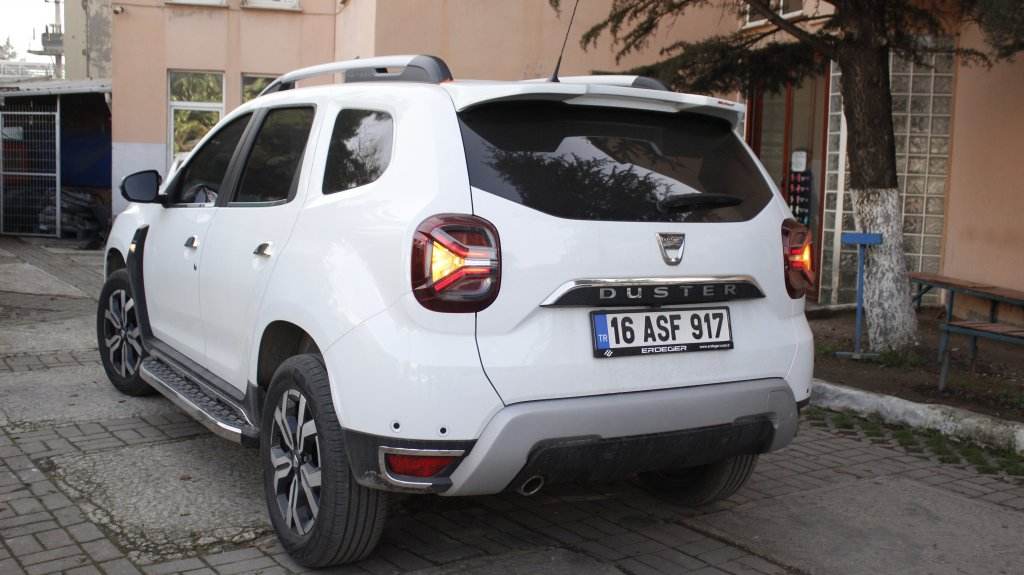 Spoiler Meliset V3 (for painting) for Dacia Duster 2018-2024 - Reelken Auto