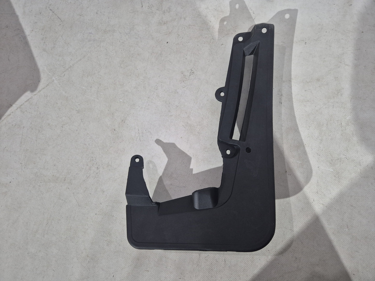 Premium front left mudflap for G11/12 (1 pc) for BMW 7 Series G11/G12 2015-2022 - image 3