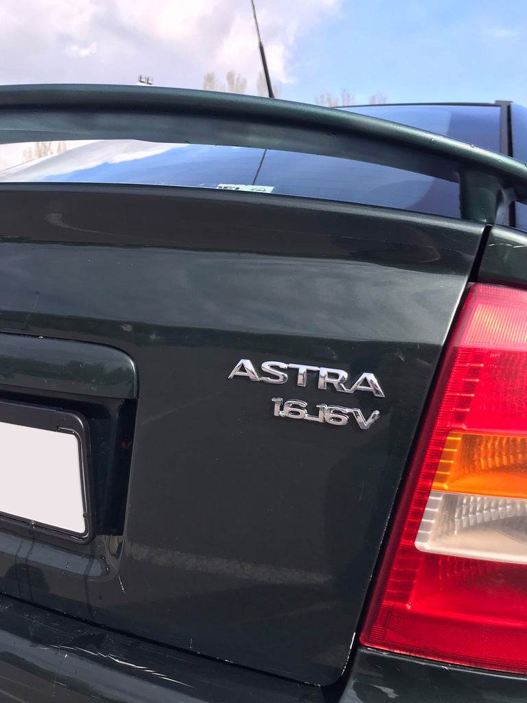 Nameplate 1.6 16V for Opel - Reelken Auto