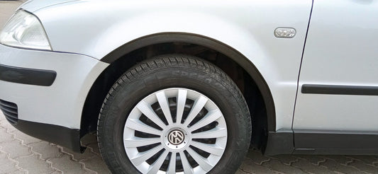 The pads on the arches (4 pieces, black) for Volkswagen Passat B5 1997-2005 - image 1