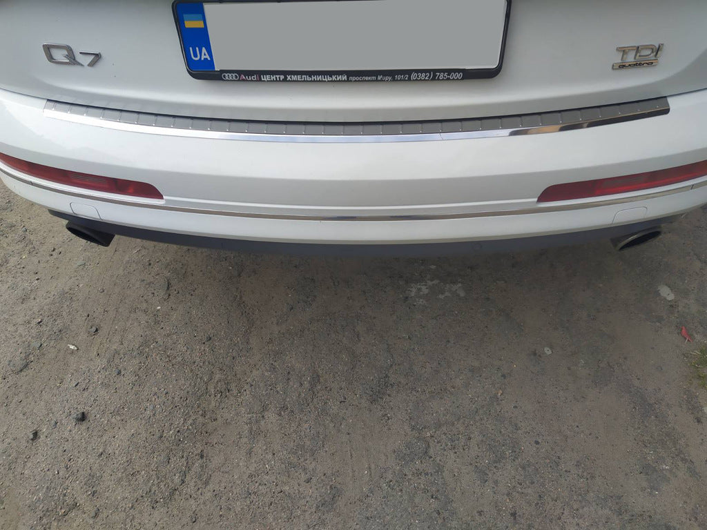 Rear bumper protector Carmos stainless steel for Audi Q7 2005-2015 - image 1