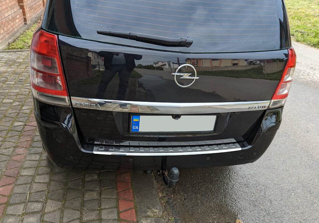 Cover on the rear bumper Carmos V1 (stainless steel) for Opel Zafira B 2005-2011 - Reelken Auto